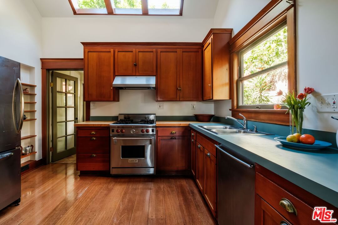 Almaden photo 29