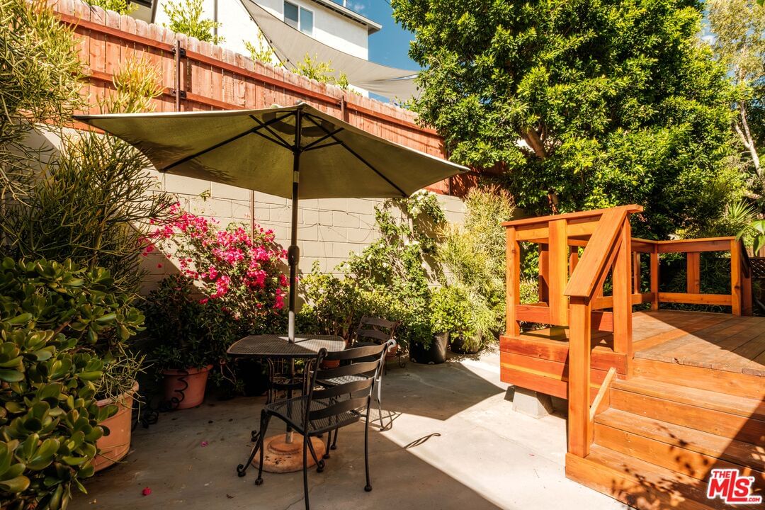 Almaden photo 37