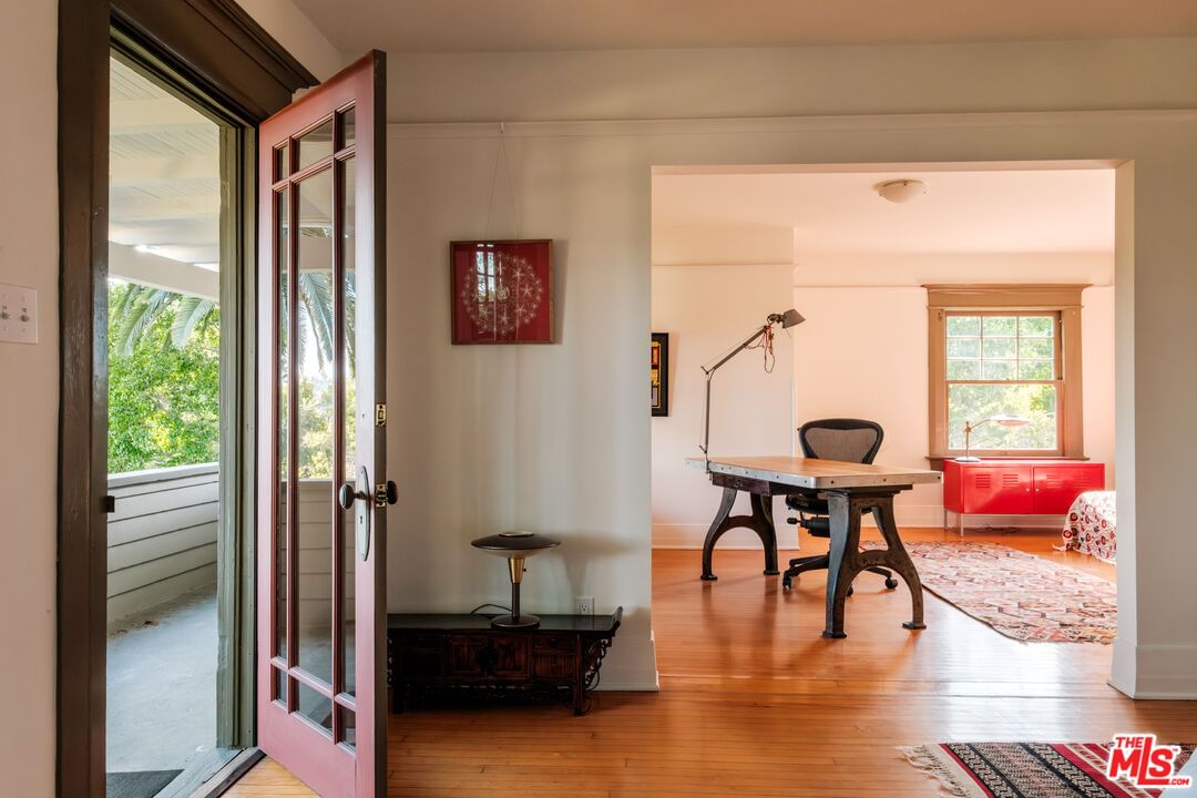 Almaden photo 44