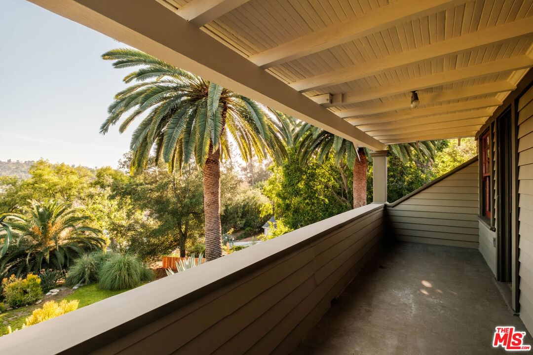 Almaden photo 45