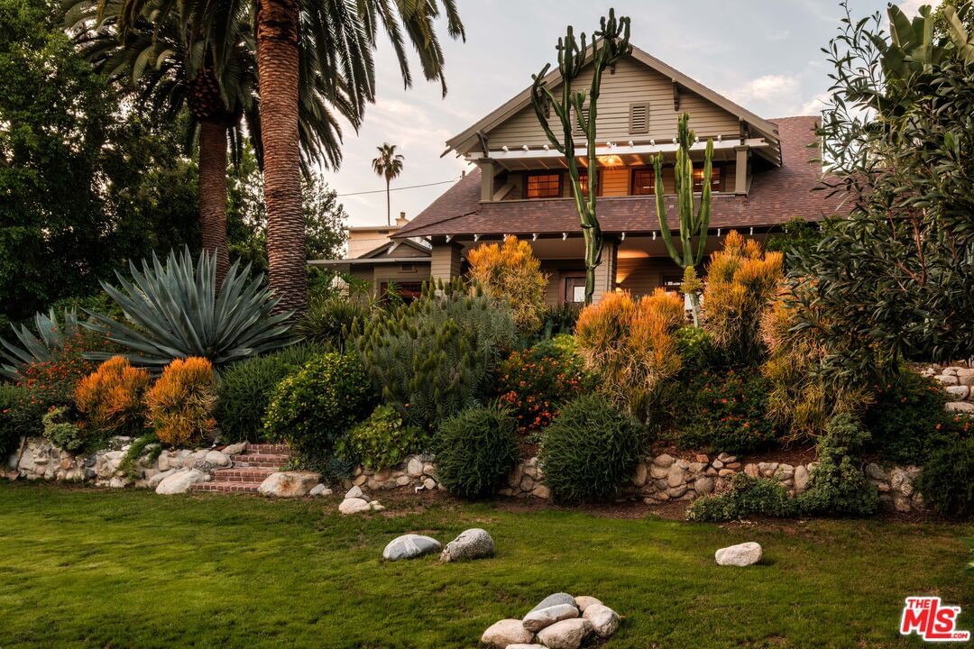 Almaden photo 62