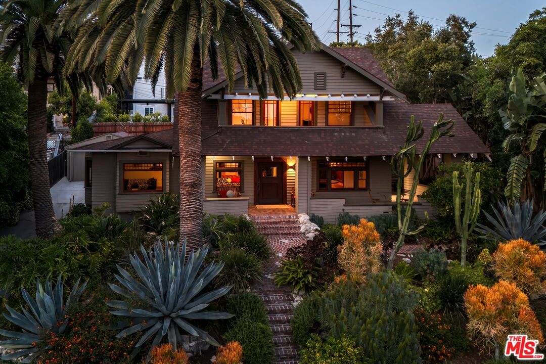 Almaden photo 63