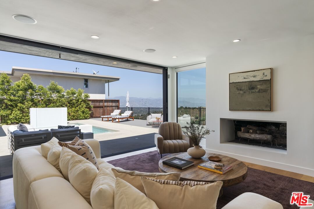 Beverly Ridge photo 10