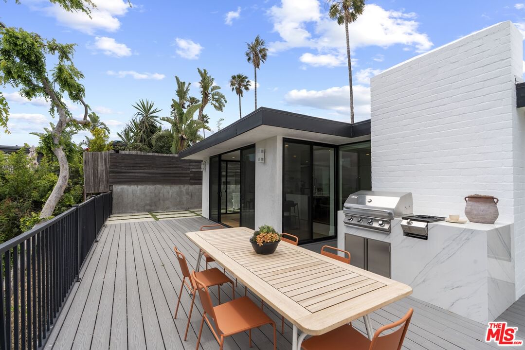 Beverly Ridge photo 21