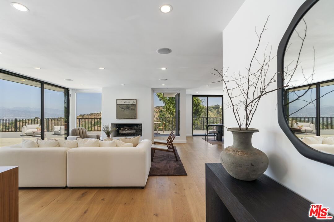 Beverly Ridge photo 4