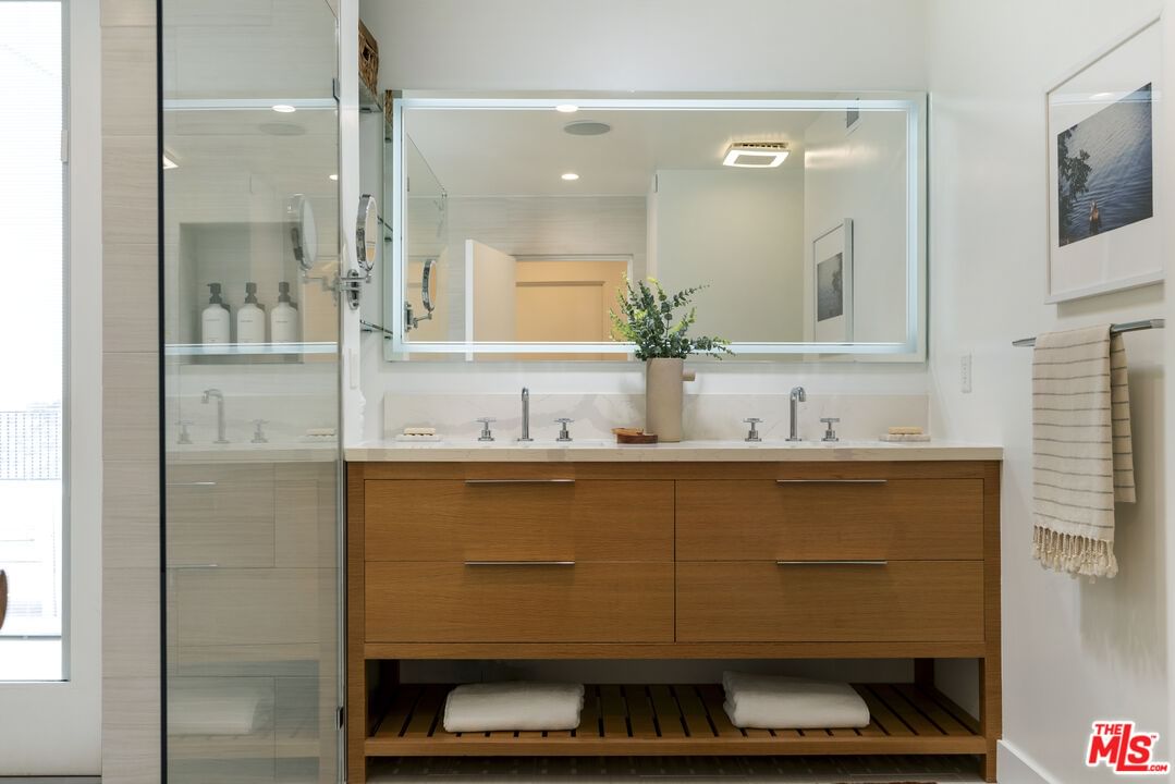 Beverly Ridge photo 52