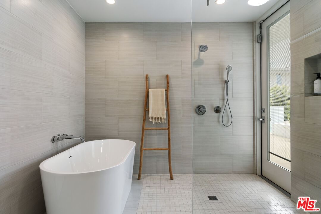 Beverly Ridge photo 55