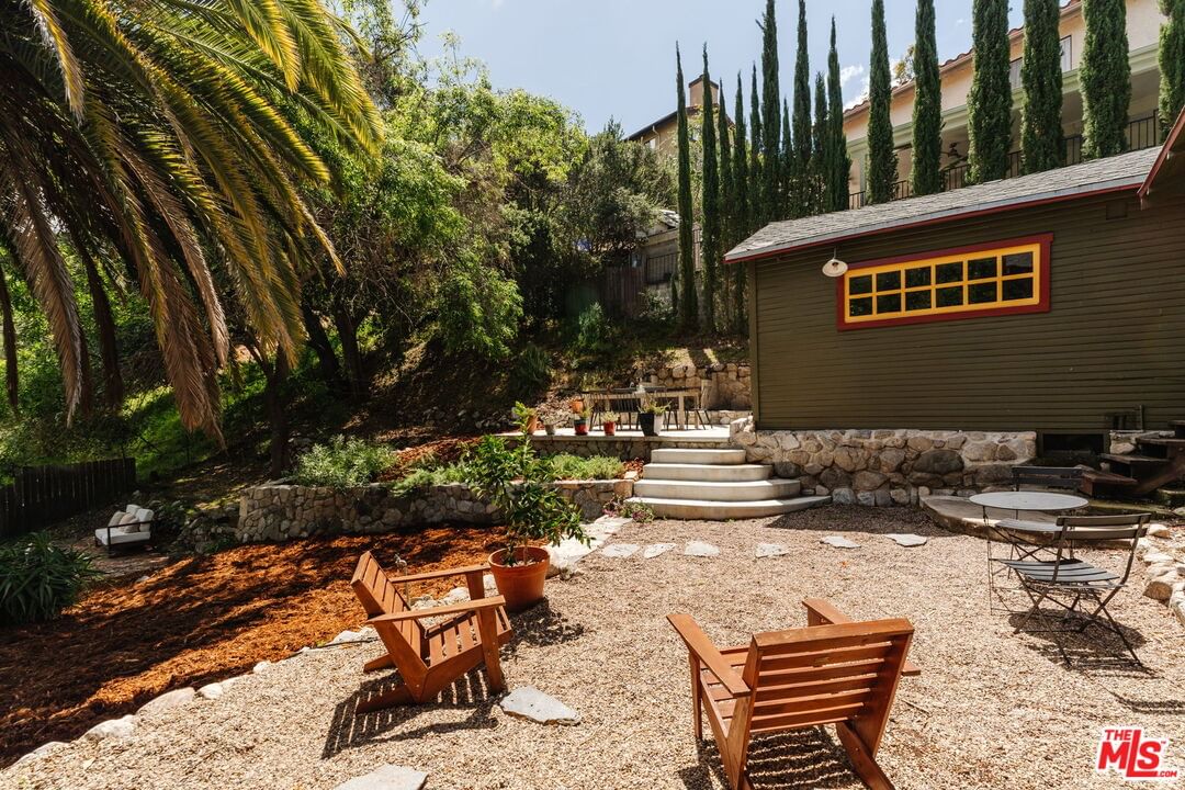 Pinyon photo 30