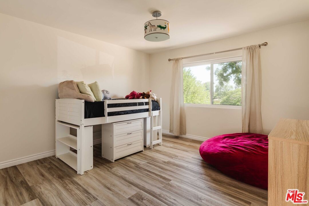 Winnetka photo 16