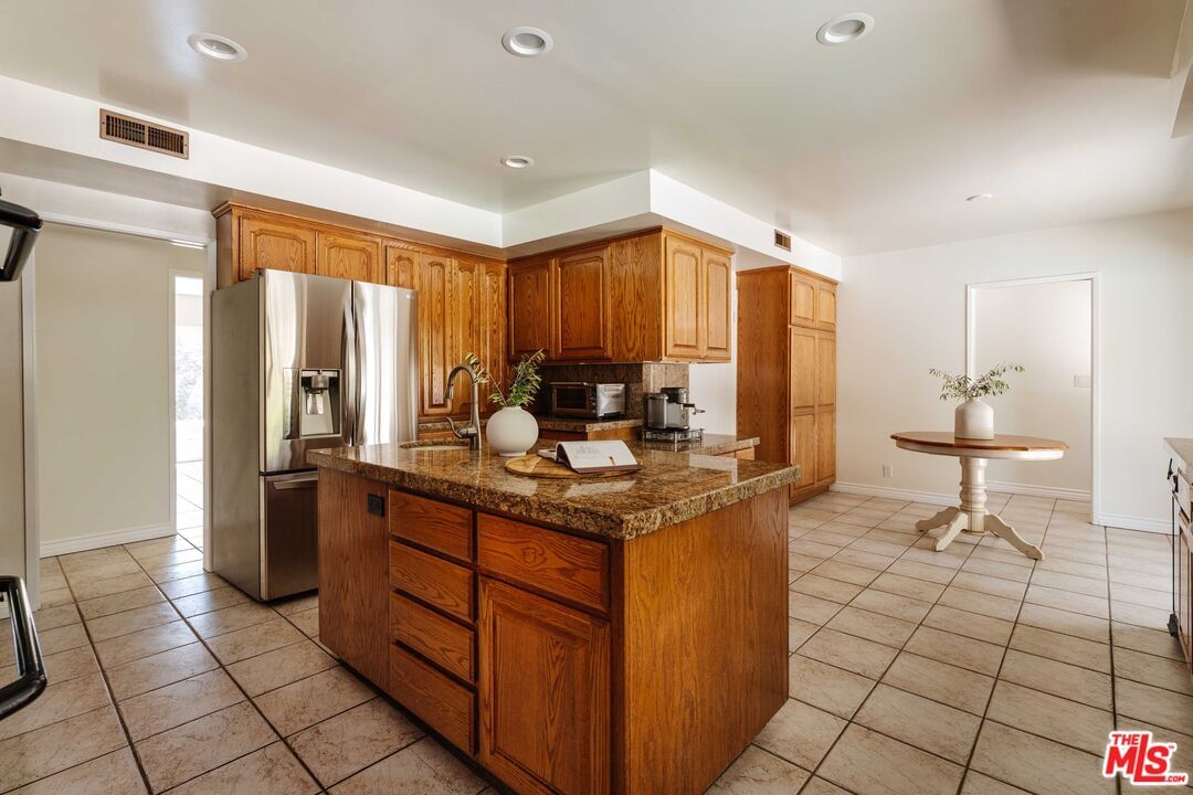 Winnetka photo 6