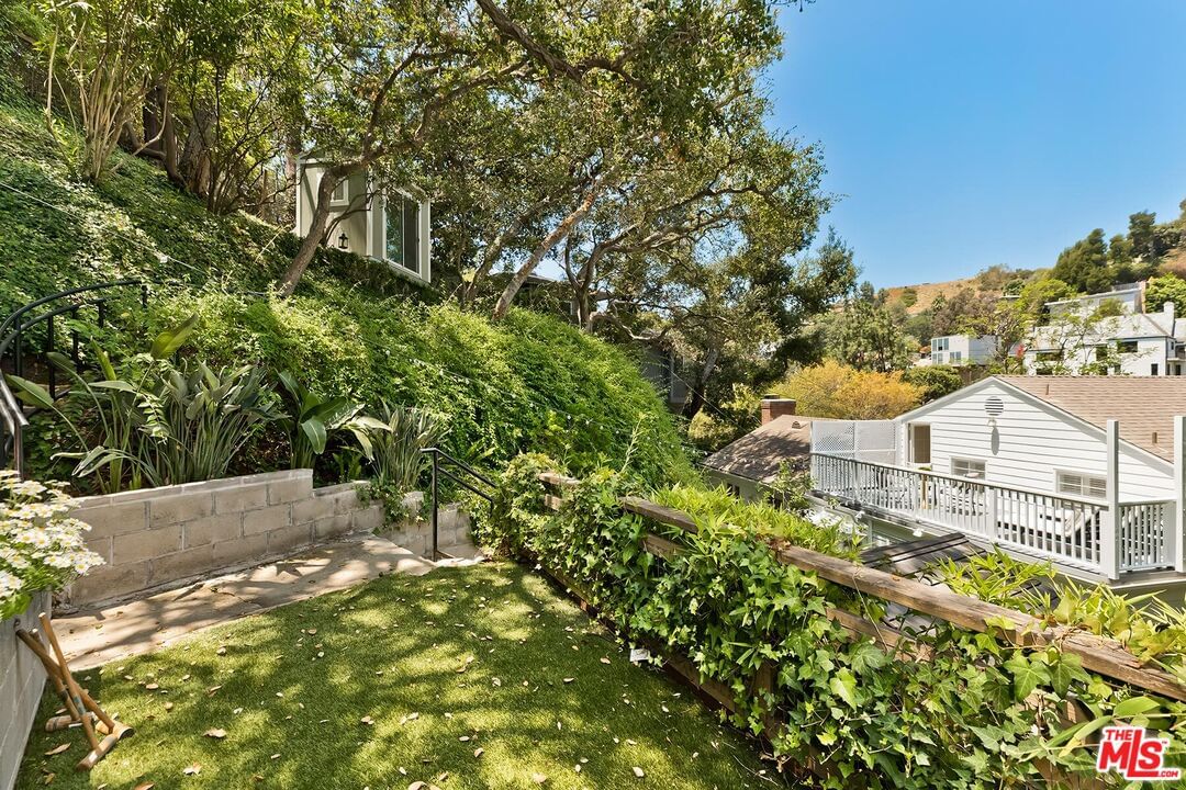 Westshire photo 33