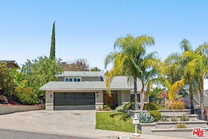 22957 Vista Delgado Dr