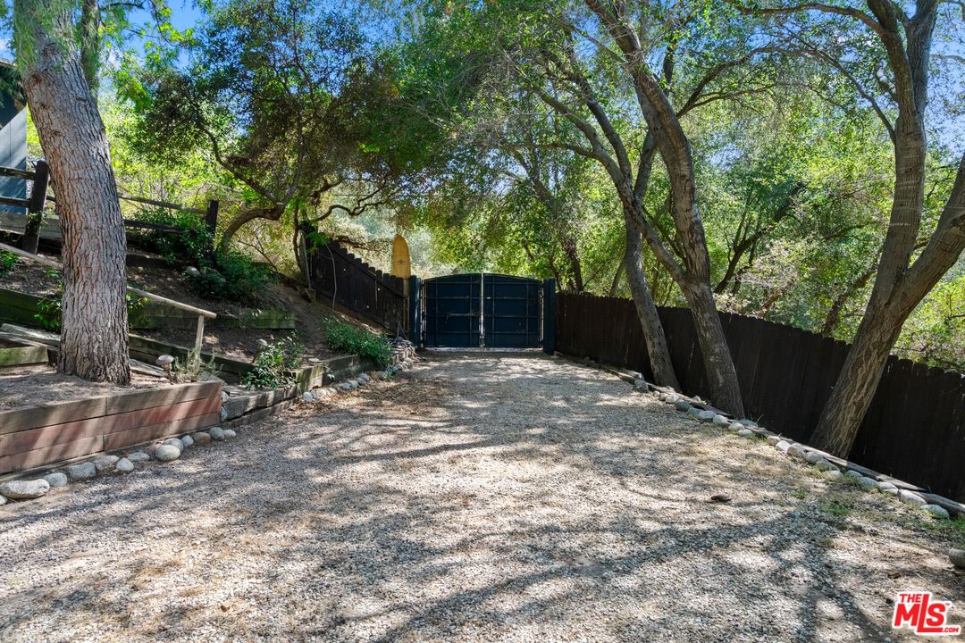 Old Topanga Canyon photo 52