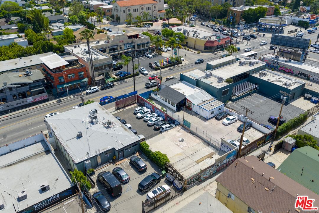 Melrose photo 10