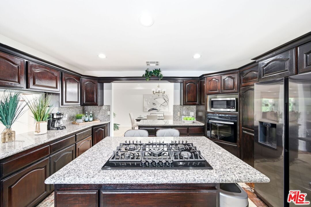 Laurelgrove photo 18