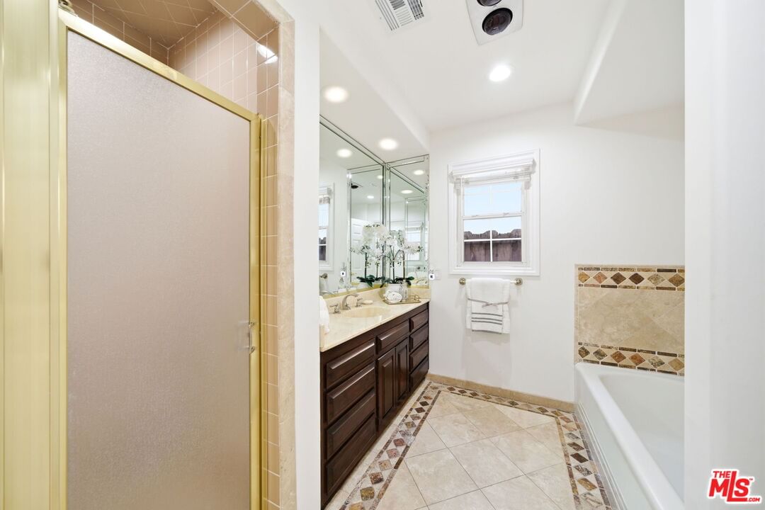 Laurelgrove photo 9