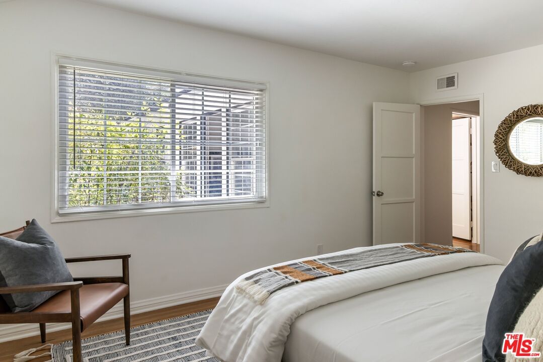 Laurelvale photo 15