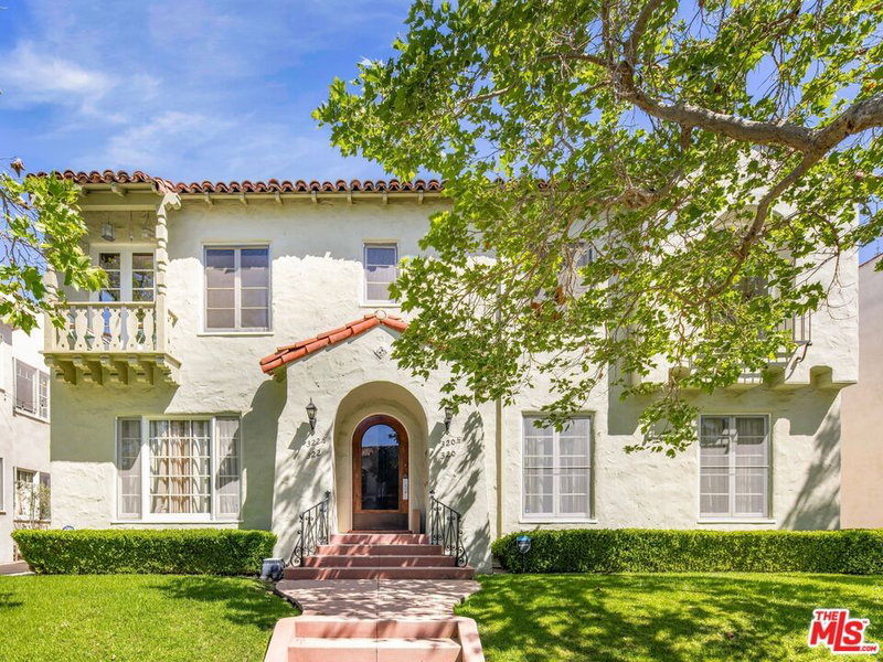 320 Sycamore Ave