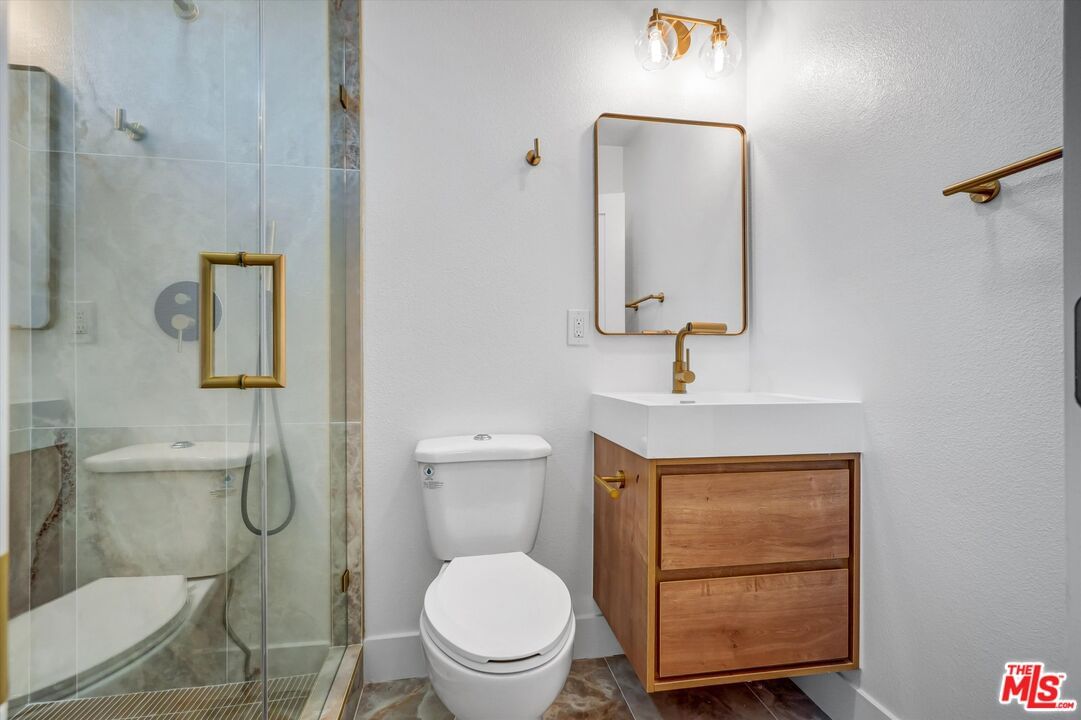 Spicewood photo 35