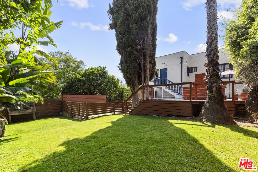 Edgecliffe photo 24