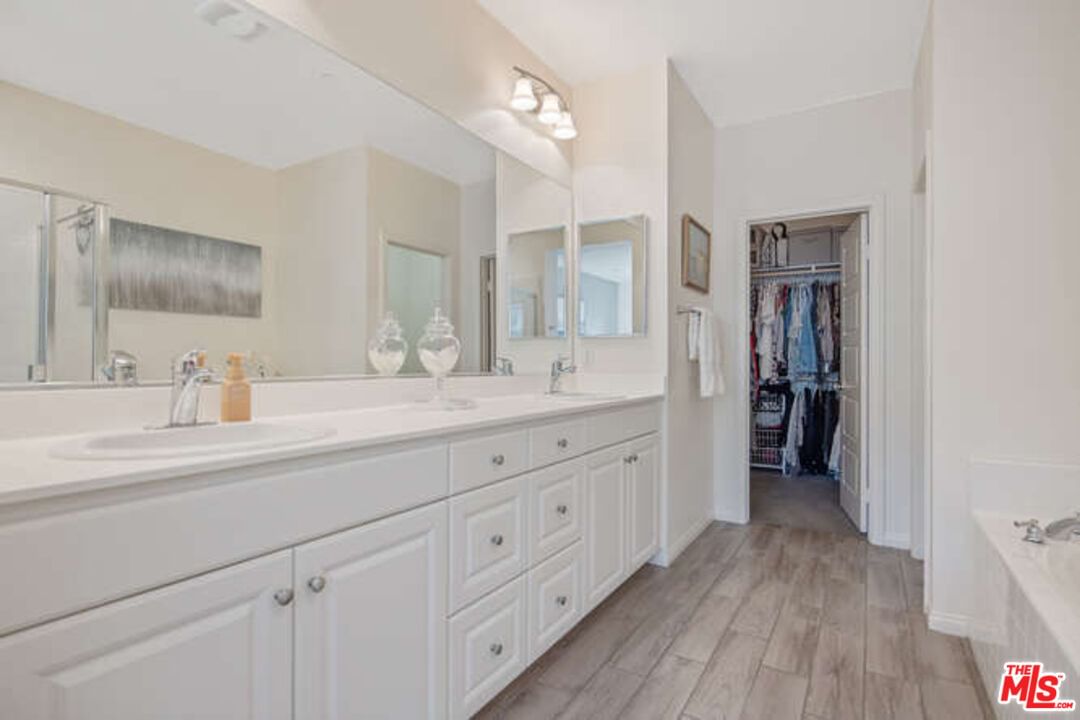 Blossom Ridge photo 15