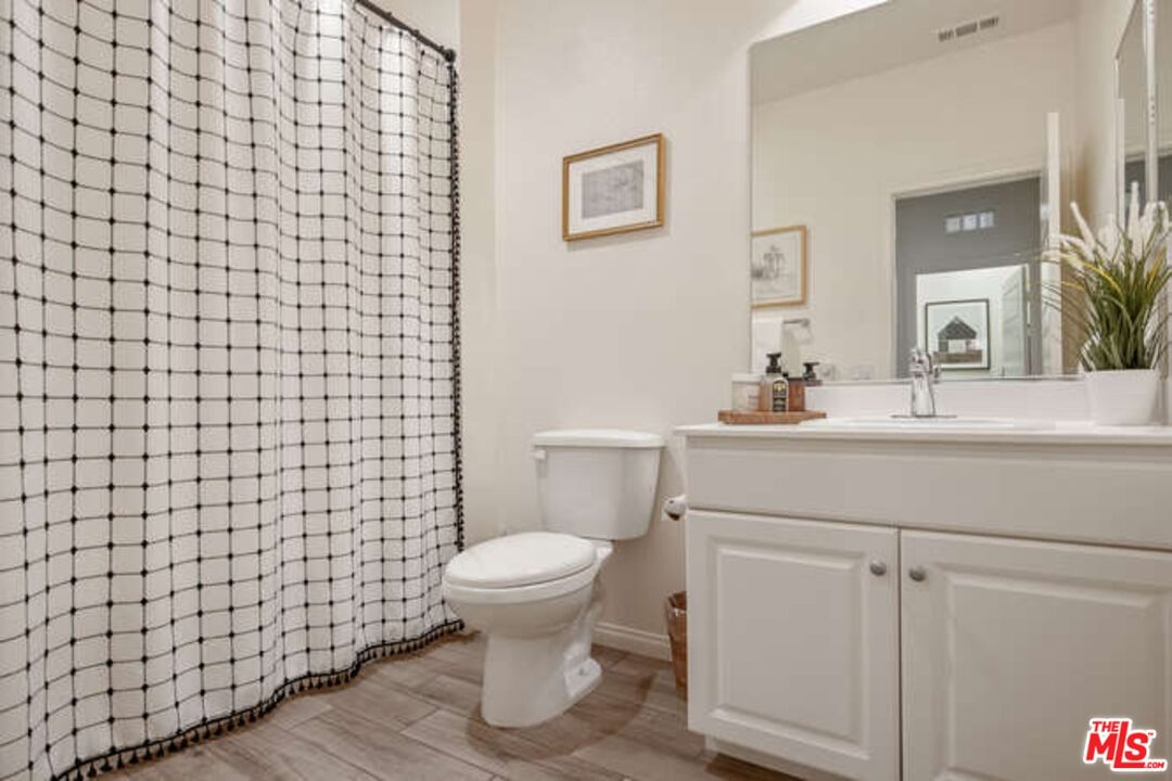 Blossom Ridge photo 17