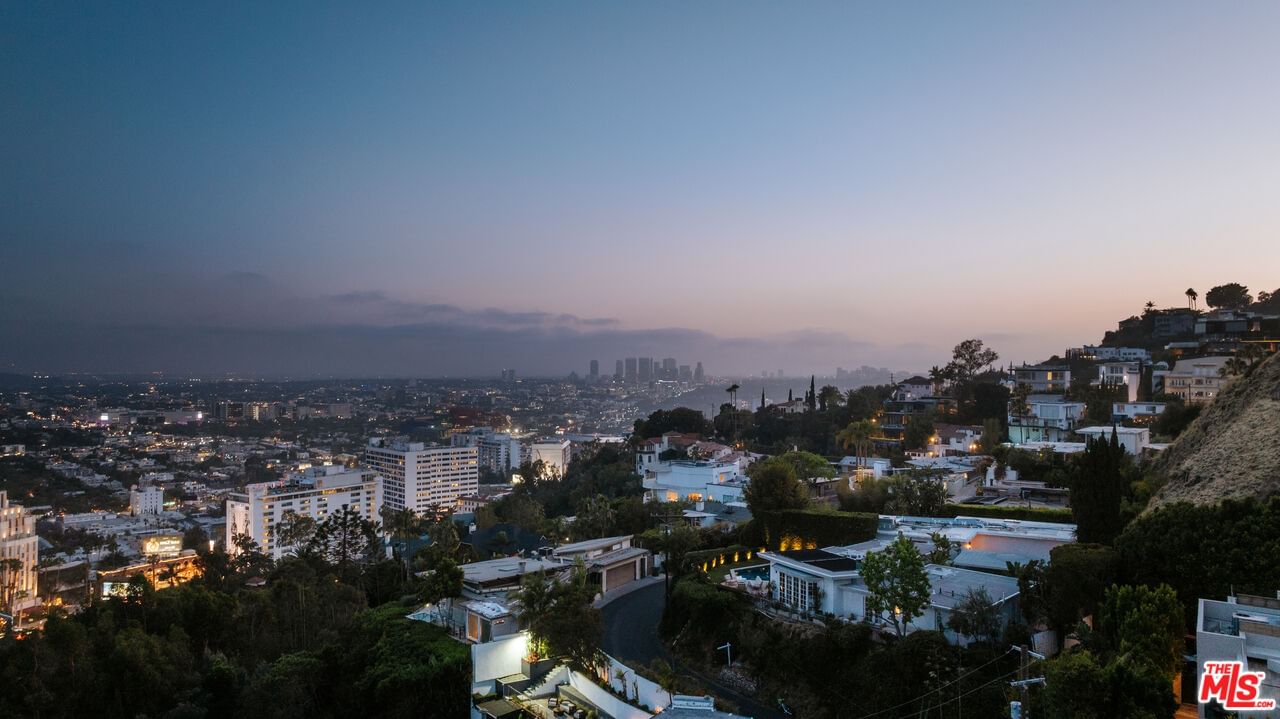 Sunset View photo 15