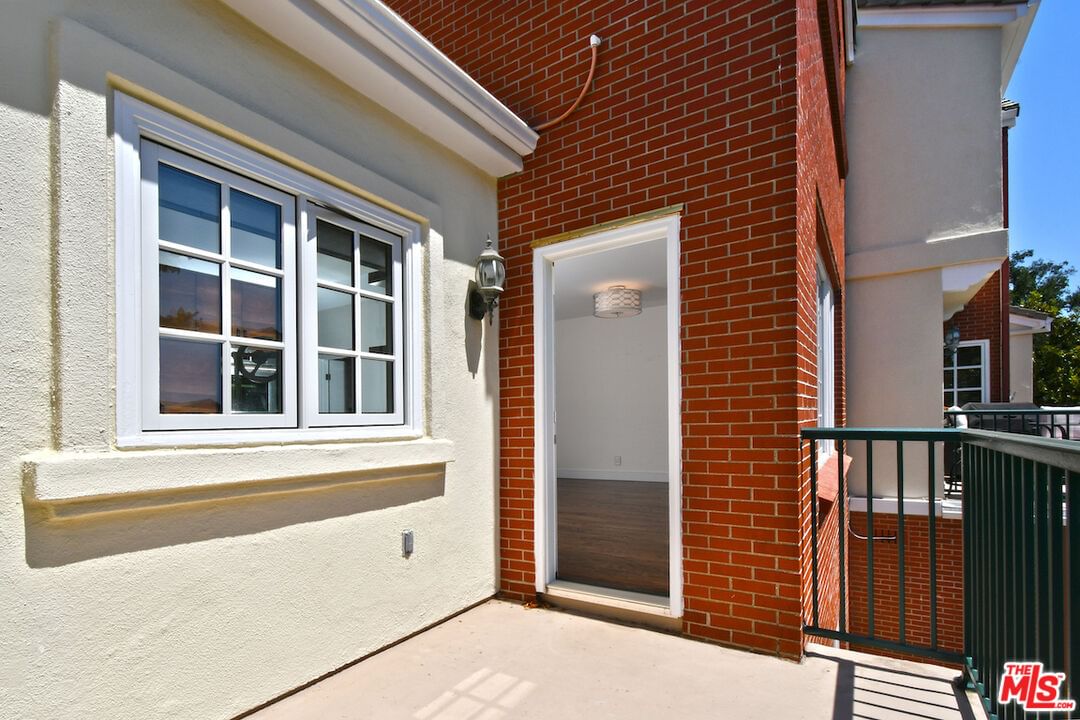 Swanfield photo 18