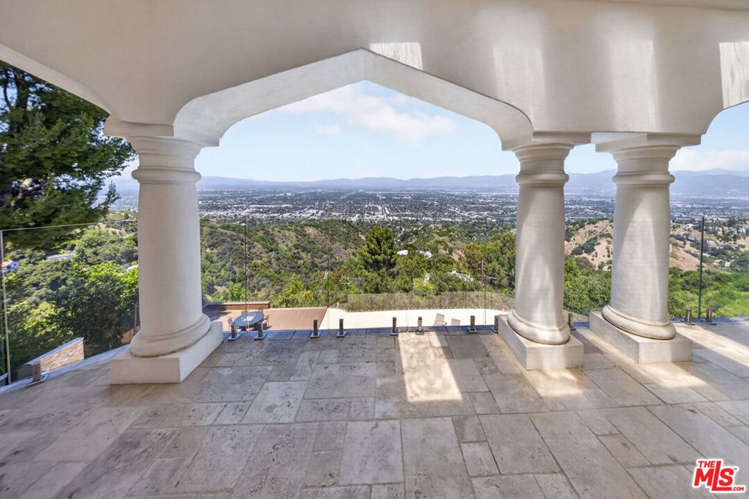 Mulholland photo 47