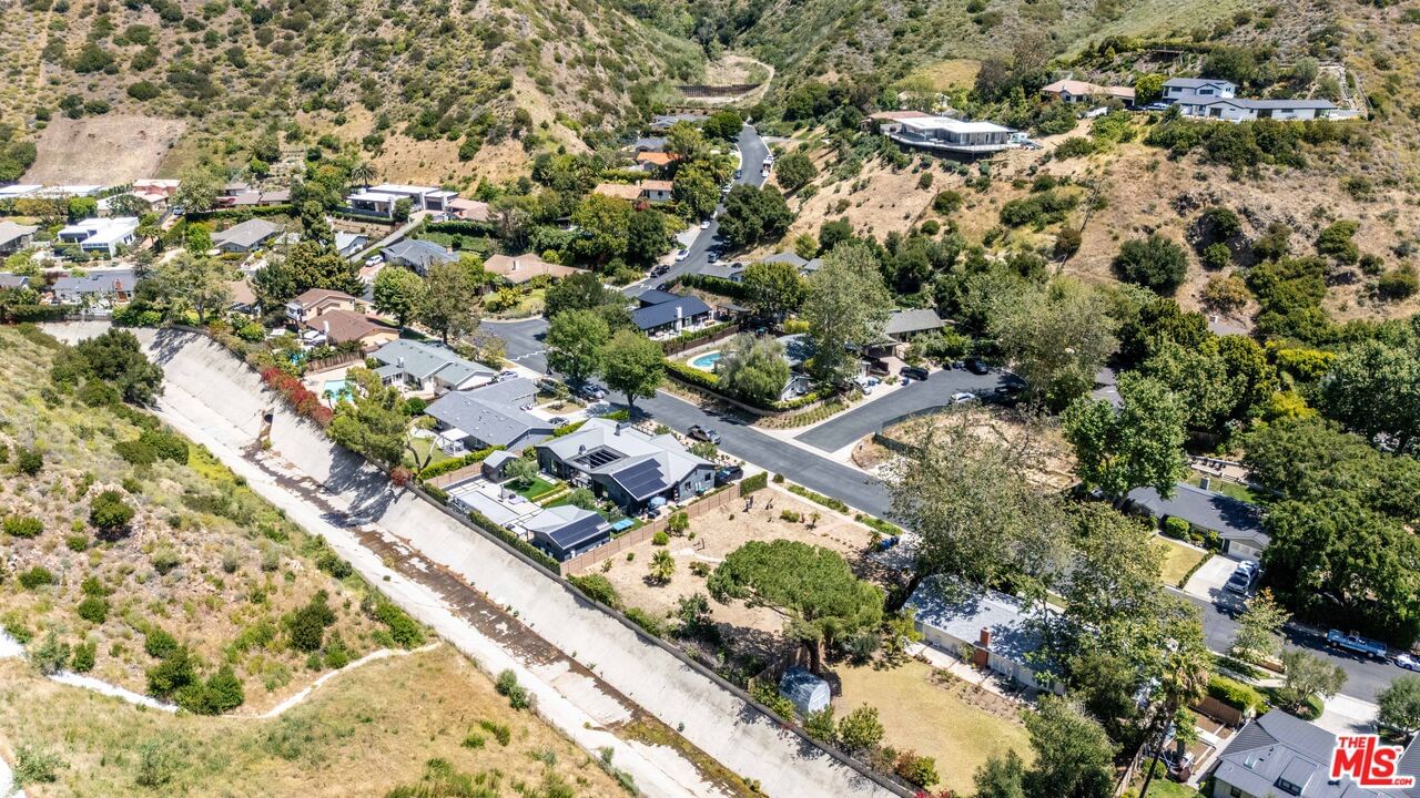 Paseo Canyon photo 17
