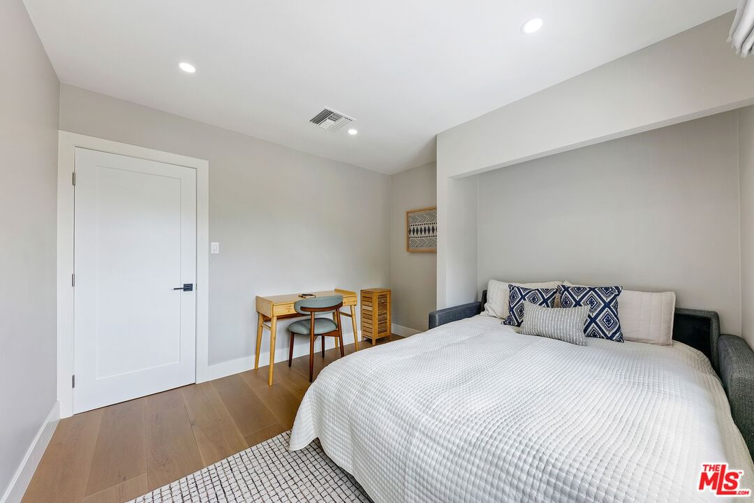 Highridge photo 14