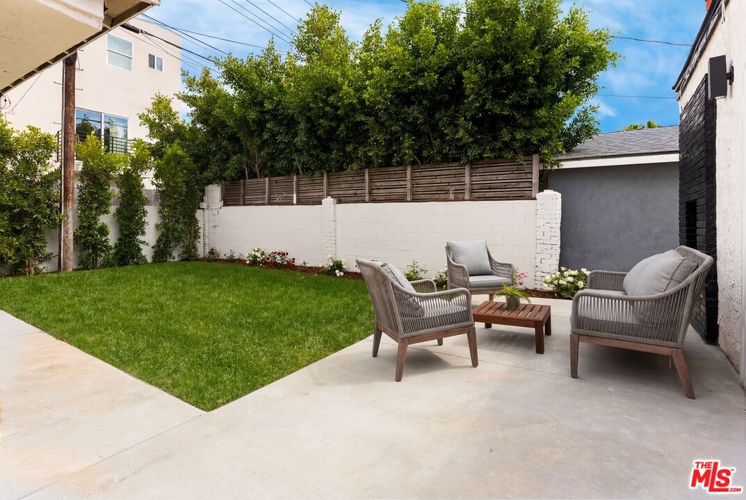 Hillcrest photo 20