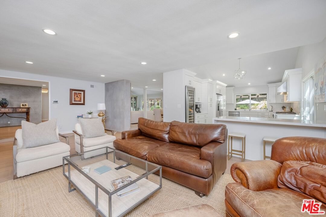 Lake Encino photo 18