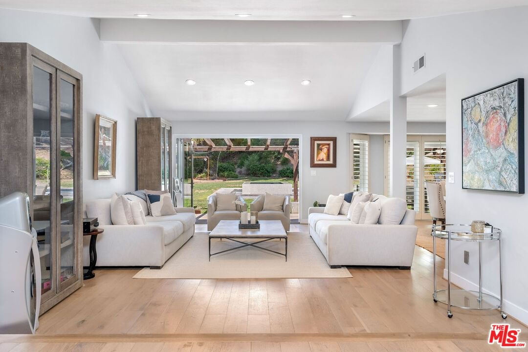 Lake Encino photo 5