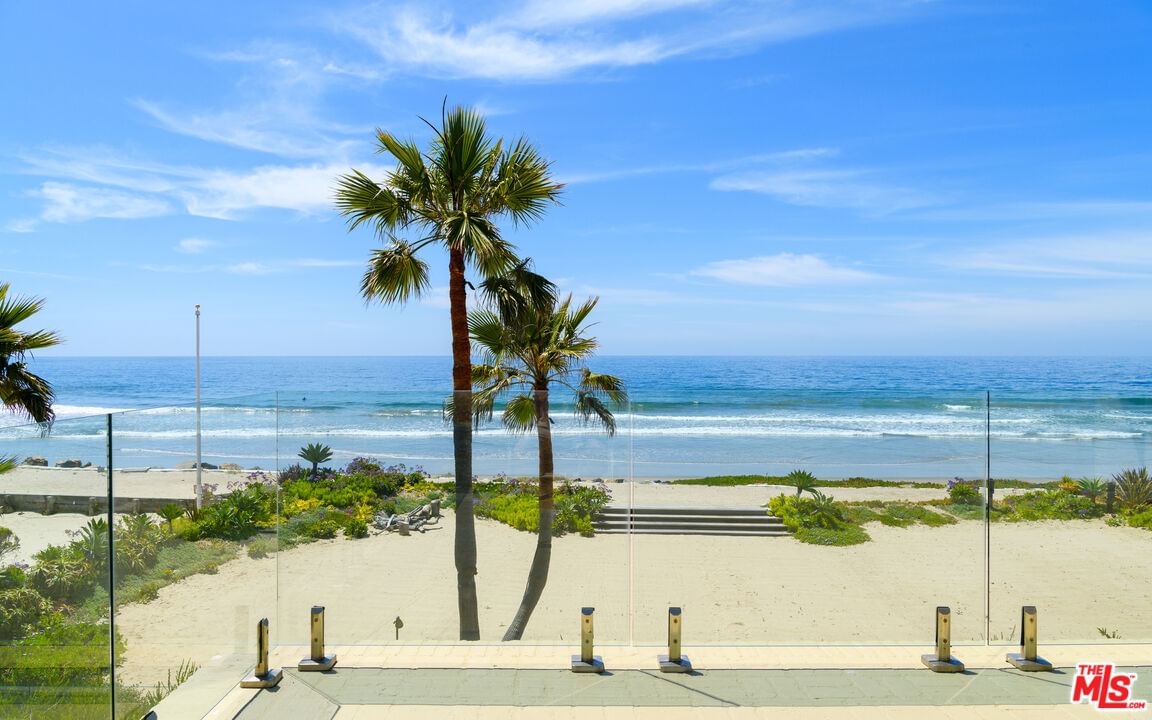 Broad Beach photo 28