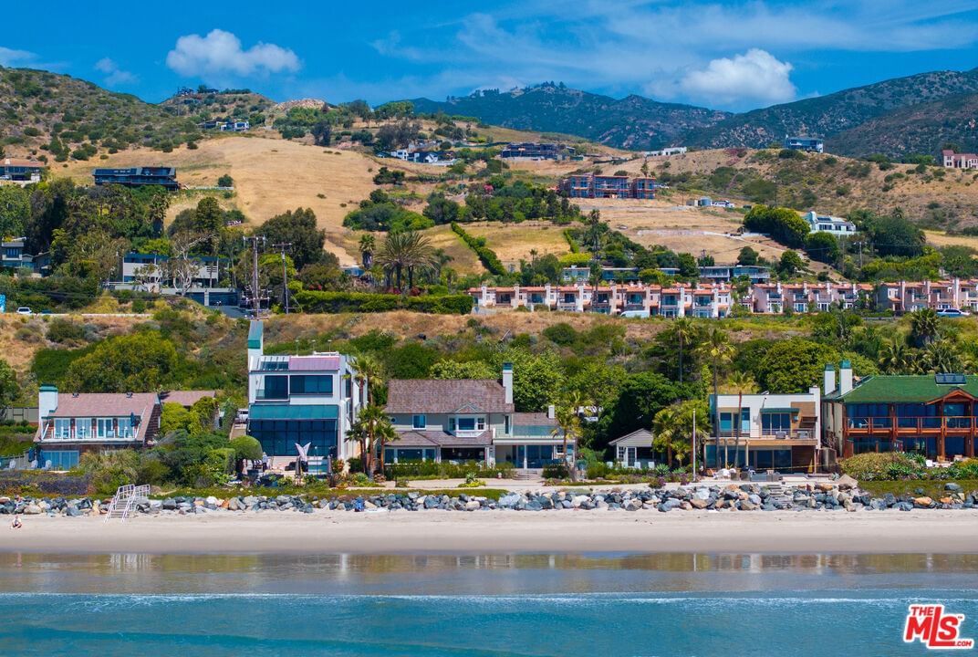 Broad Beach photo 44