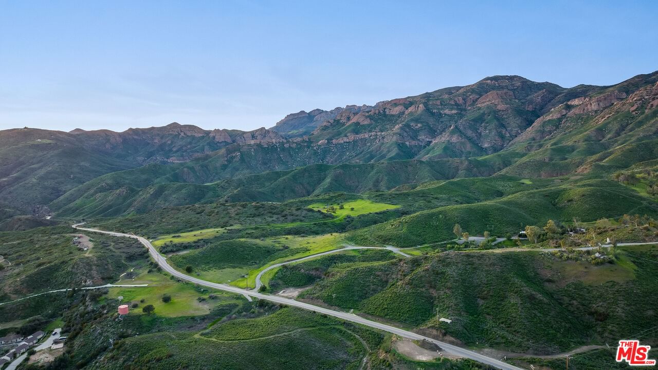 Mulholland photo 17