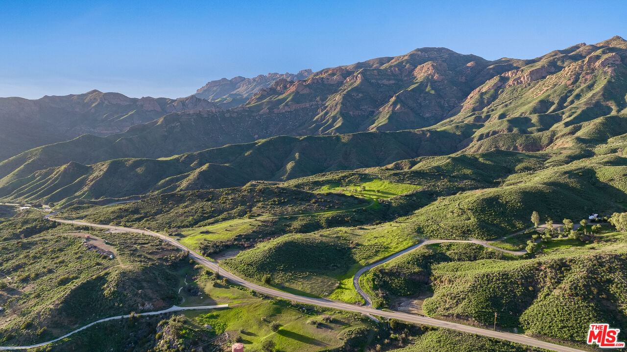 Mulholland photo 18
