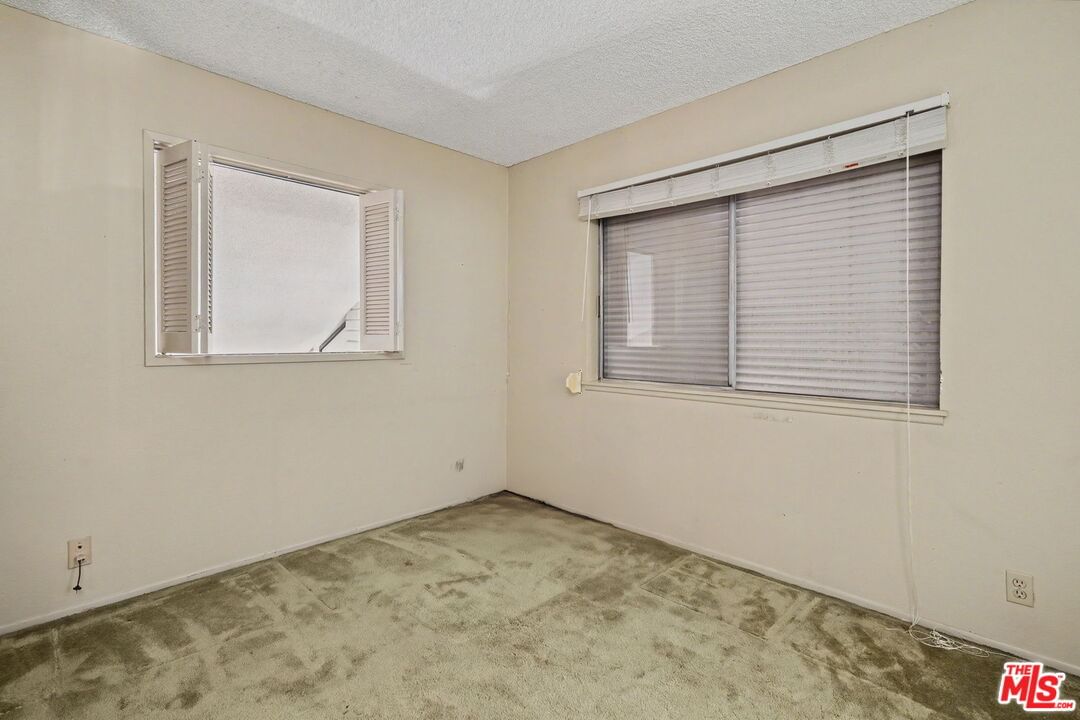 Mount photo 30