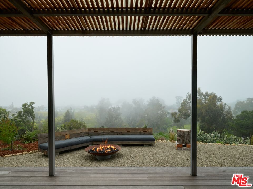 Dume photo 1