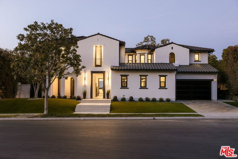 25471 Prado De Oro