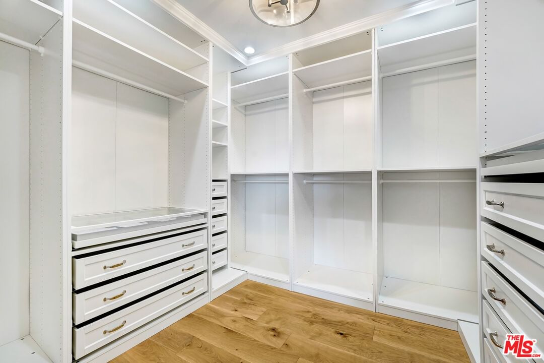Zorada photo 14