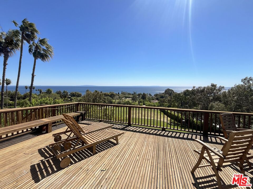 Sea Vista photo 19