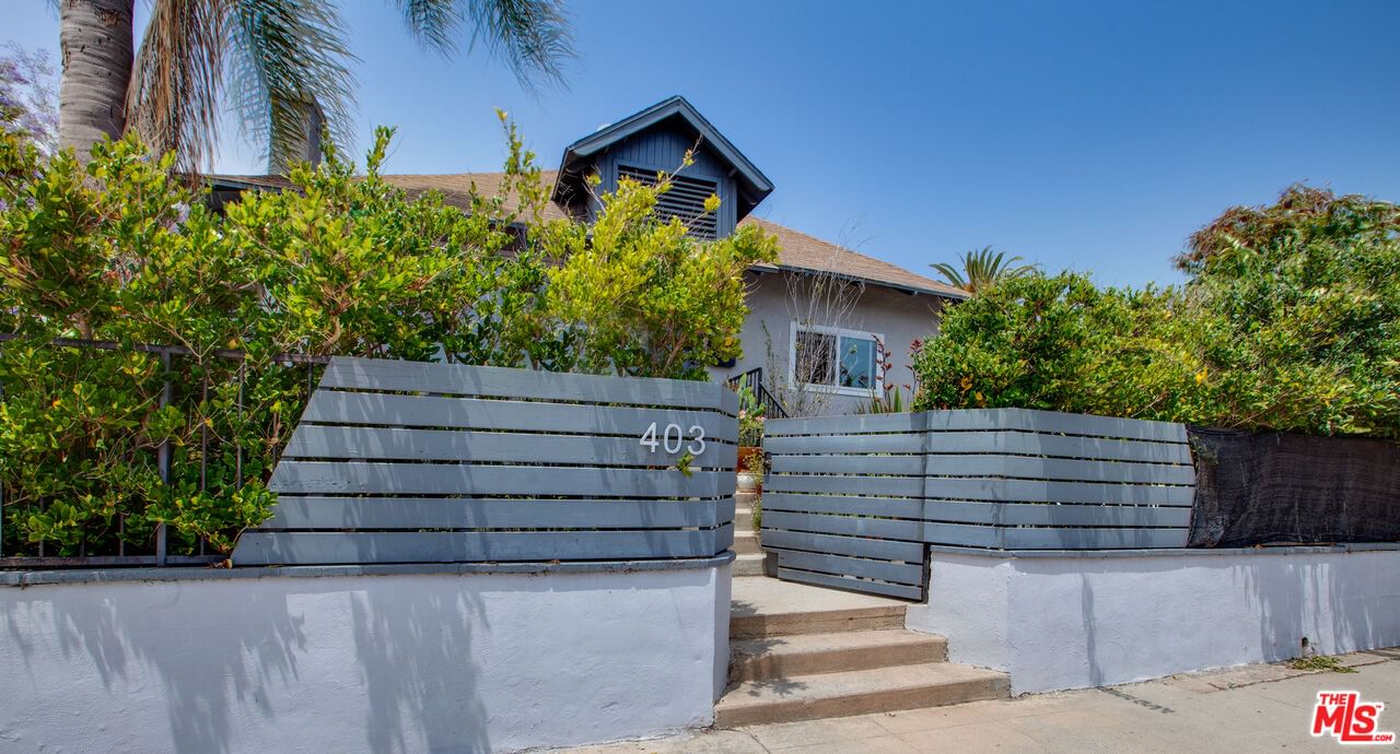 Brooks photo 22