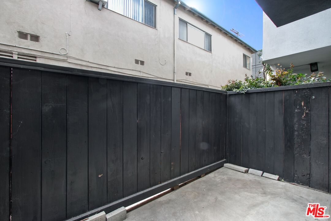 Mentone photo 16