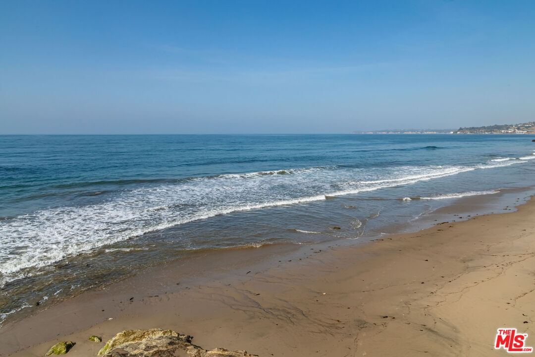 Malibu photo 29