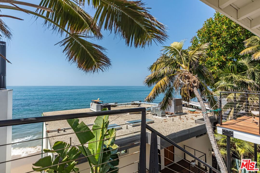 Malibu photo 47
