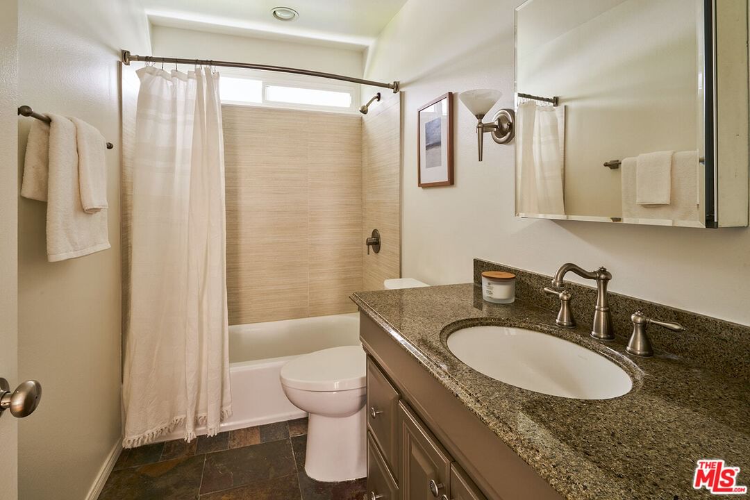 Woodland Crest photo 28