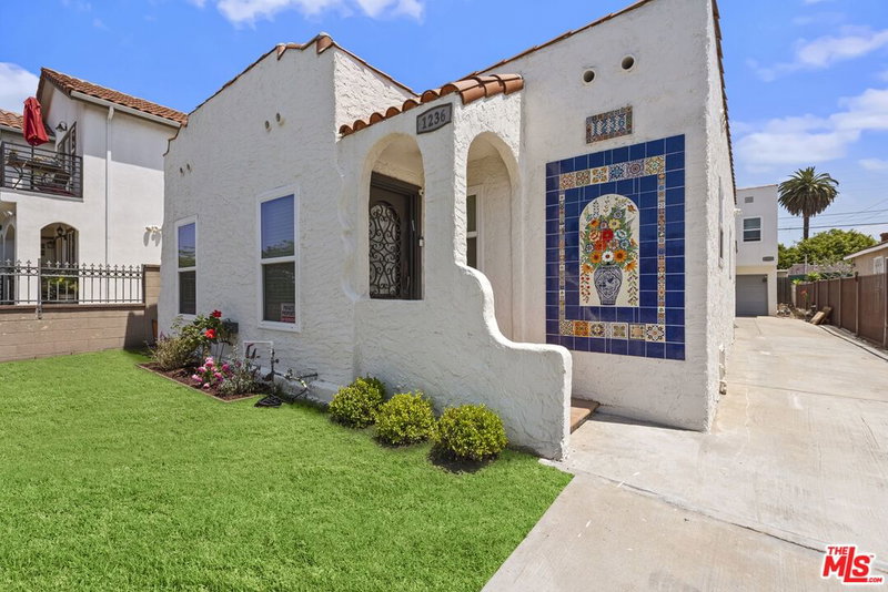 1236 Mullen Ave