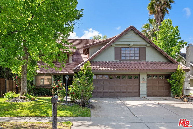 26926 De Berry Dr